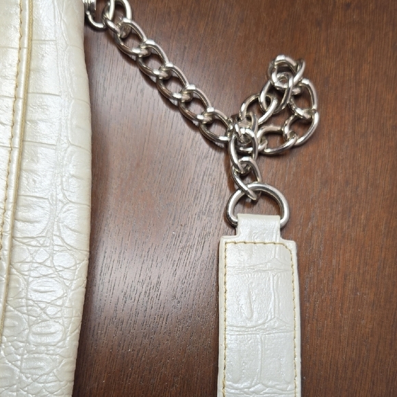 Candie's Cream Crocodile Embossed Fold Over Shoulder Bag Chain Strap Y2K Style - Picture 6 of 9